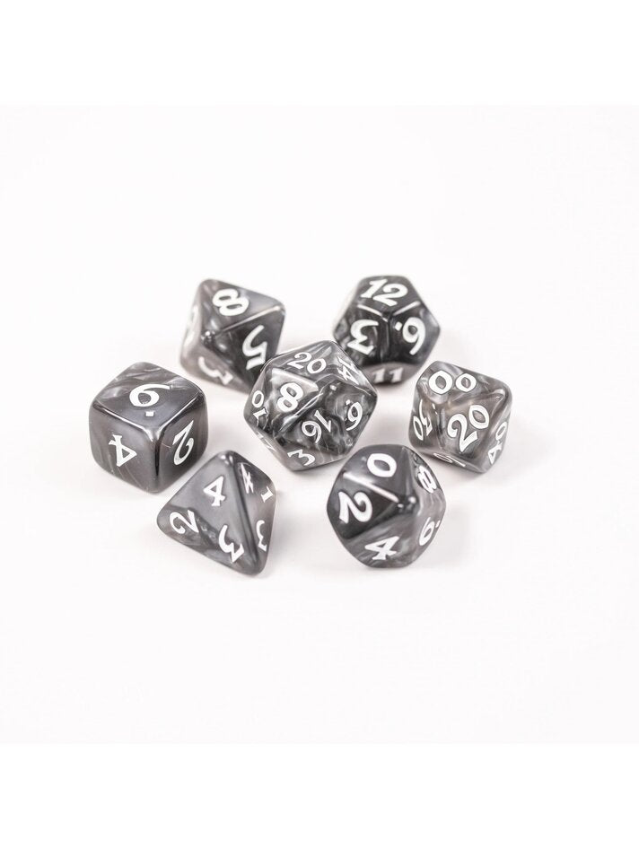 DIE HARD DIEC ELESSIA ESSENTIALS 7PC DIE GRAY | CCGPrime